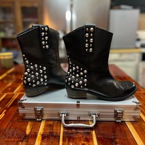 Bakers Studded Mid-calf Leather Moto Boots.  Size 6-1/2.